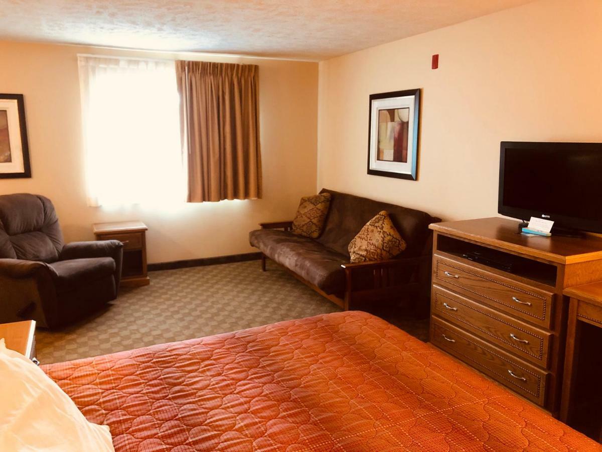 Shenandoah Inn & Suites Εξωτερικό φωτογραφία